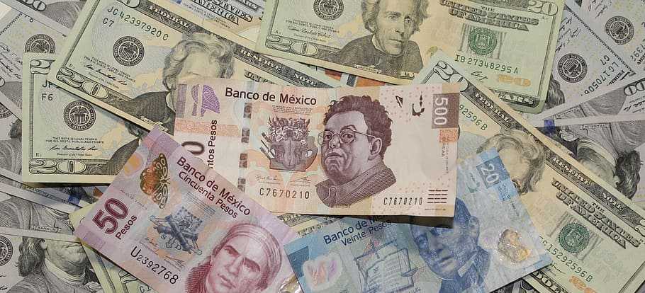 pesos mexicanos y dolar americano para hacer crowdfunfing